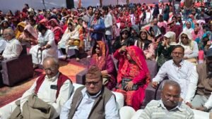 उत्तराखंड कांग्रेस  प्रदेश प्रभारी कुमारी शैलजा ने राज्य आंदोलनकारी शहीदों को दी श्रद्धांजलि. 2027 के विधानसभा चुनाव में कांग्रेस सरकार बनाएगी हमारे कार्यकर्ता जमीन पर कार्य कर रहे हैं शैलजा   चकराता विधायक प्रीतम सिंह ने कार्यक्रम के पोस्टर, बैनर में मसूरी के पूर्व पालिका अध्यक्ष मनमोहन सिंह मल्ल का नाम न होने पर प्रदेश प्रभारी के समक्ष गंभीर नाराज़गी जताई। : प्रीतम के बयान से कांग्रेस में अंदरूनी गुटबाजी देखने को मिली, प्रदेश अध्यक्ष मौन !