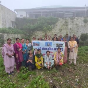 हरेला पर्व पर किया फलदार पौधों का रोपण